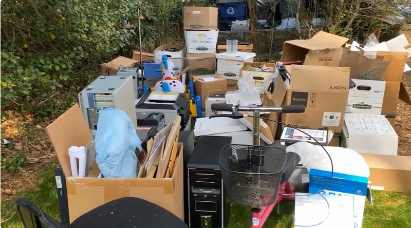 Professional estate cleanout in progress — Peoria, IL